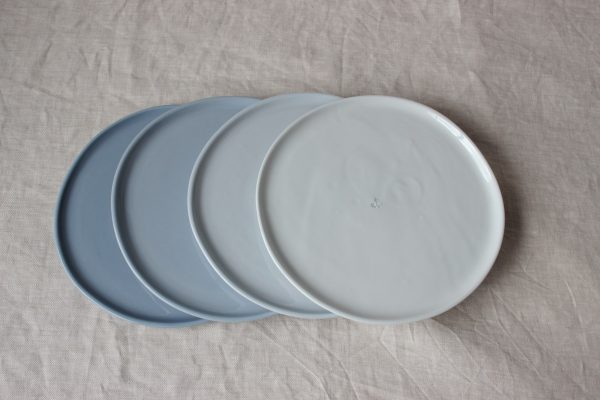 Soft Ombre Storm Blue plates, set of 4 - Image 3
