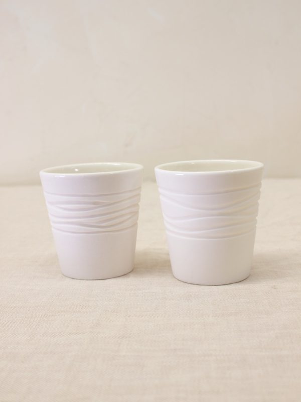 Textured Cup 6oz Crossed Wires - Image 4